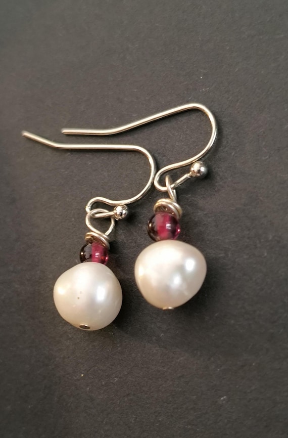 Garnet and Pearl Drop Earrings - Silver Plated