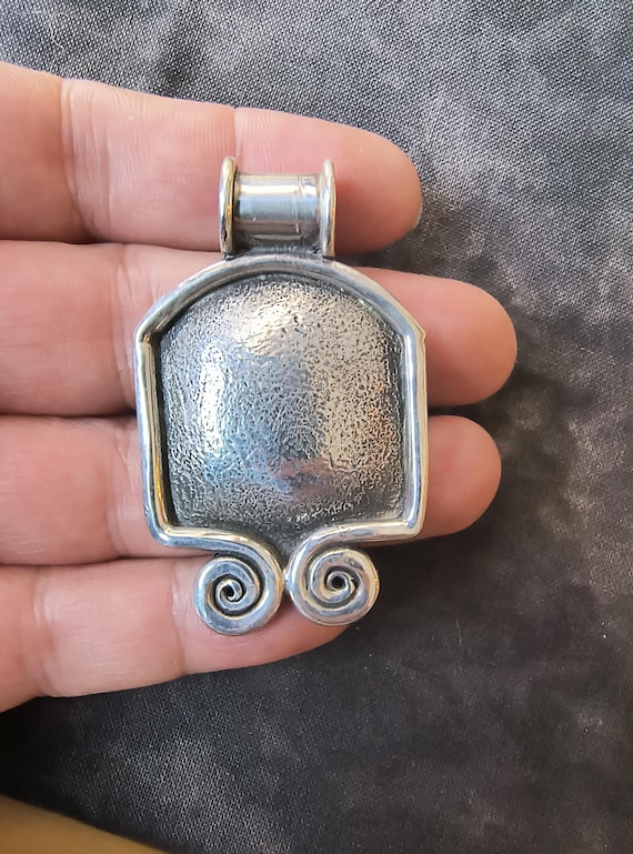 Vintage Sterling Silve Talisman Style Pendant, Unisex Shield Amulet Necklace