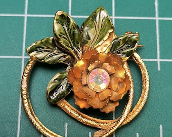 Aurora Borealis Brooch with Green Enamel and Gold Gilt, Floral