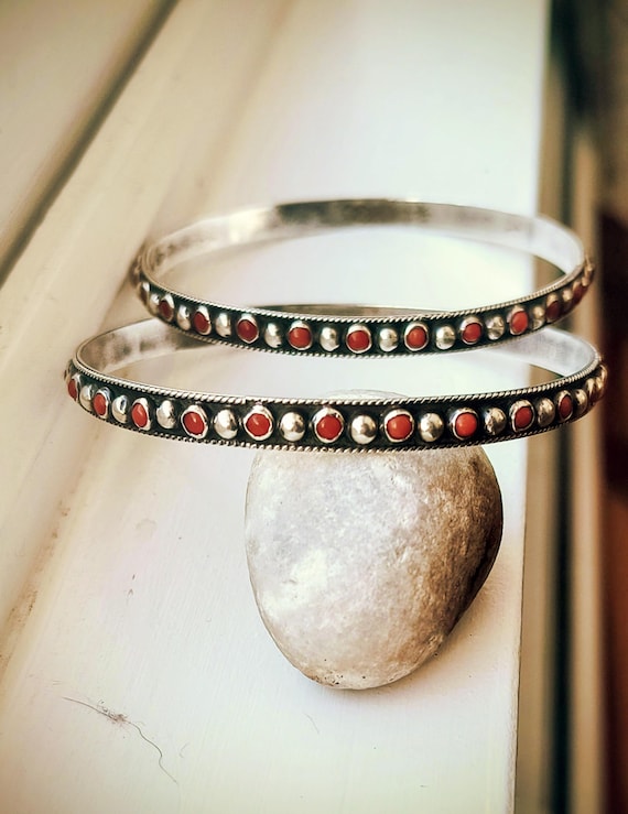 Vintage Natural Coral Bangle Bracelets from 1980s Himalaya's