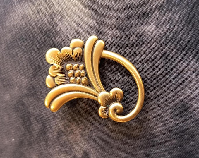 Vintage Lotus Blossom Brooch, Replica of Ancient Egyptian Art - Brushed Goldtone Museum Replica