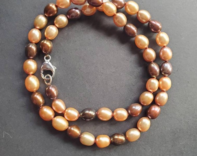 Vintage Pearl Necklace - Freshwater Cultured Pearls in Pale Pink and Velvety Brown