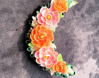 Antique Crescent Moon Pin Brooch, Early 1900s Seashell Souvenier Jewelry made of Seashells