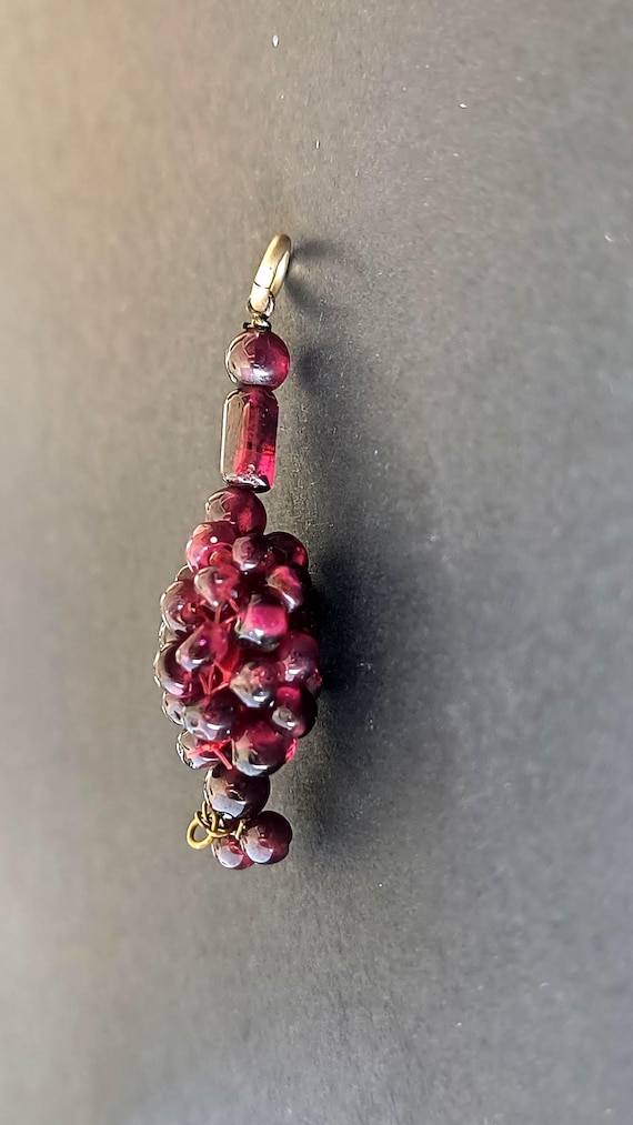 Victorian Garnet Grape Bunch Pendant – Antique 1800s Deep Red Gemstone