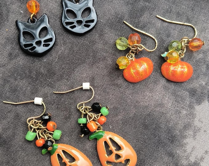 HALLOWEEN EARRINGS - a Three Pair Lot of Spooky Dangle Drops!