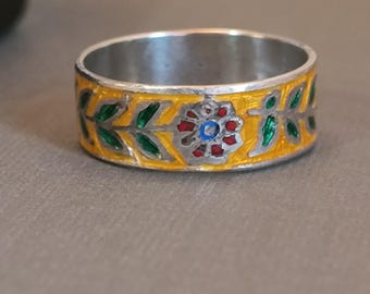 Antique Cigar Band Ring with Golden Floral Enamel from Old Siam (Thailand)