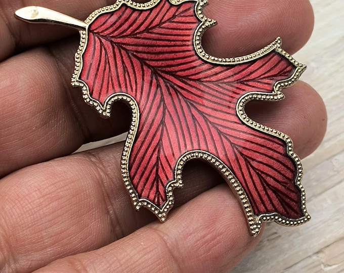 Vintage Red Enamel Oak Leaf Brooch - Goldplated 1980s Jewelry