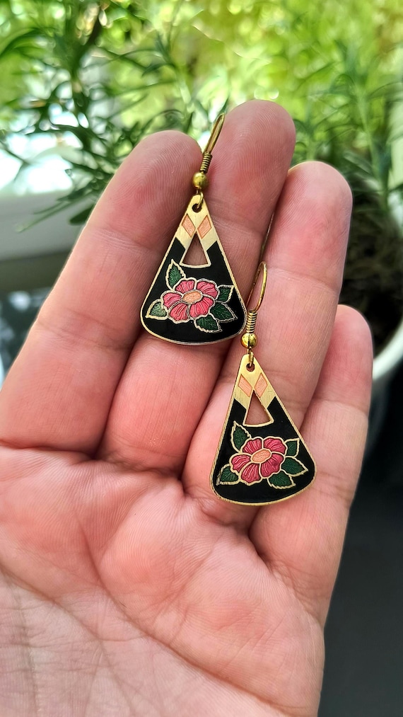 Vintage Cloisonne Enamel Earrings in Rose Pink and Black