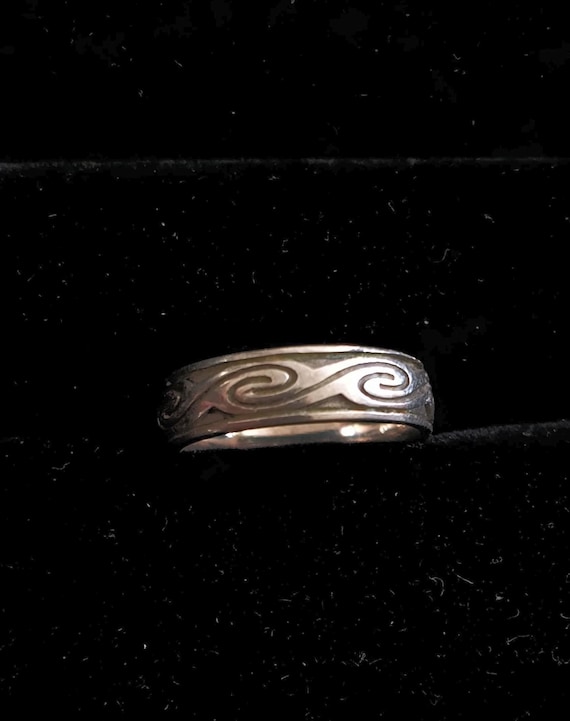 Irish Wedding Band with Spiral Pattern, Sterling Silver - S 5 3/4