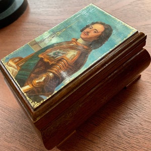 Fancy Cavalier Oscillator Noise Box