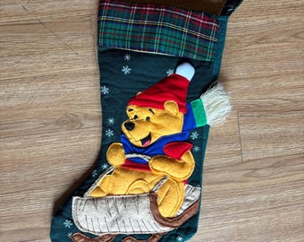Calcetín navideño de fieltro 3D de Winnie the Pooh de Disney, estilo vintage de los años 90.