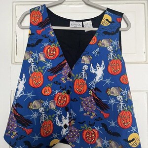 Basic Editions Ladies Halloween Vest Ghost Witch Pumpkins Bats Plus Size X