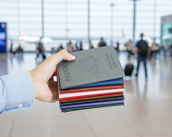 3 Top-Rated Personalized Leather Gifts for Travelers & Loved Ones