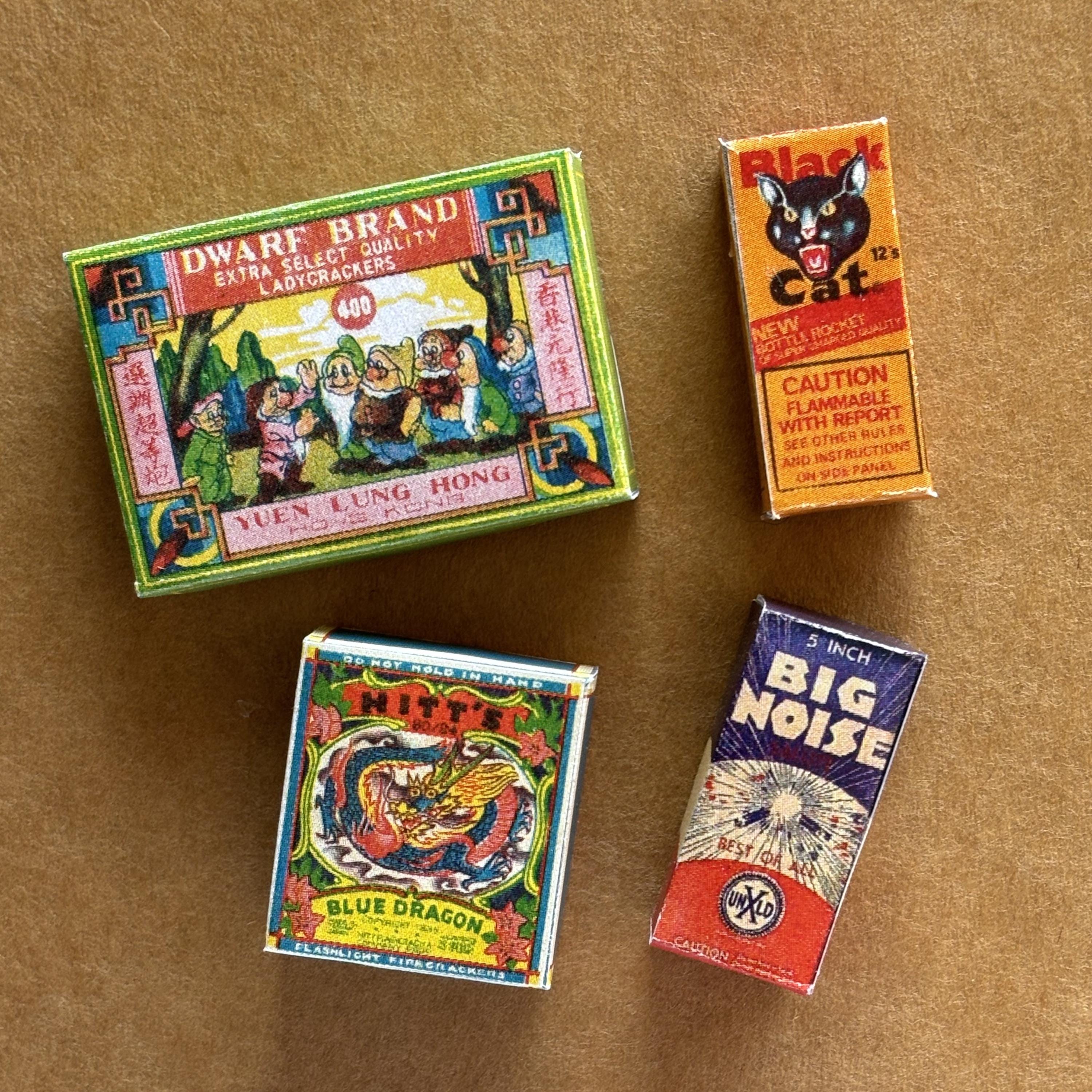 Mini Firework Set Miniature Retro Fireworks Set With Sparklers, Roman Candles and Rockets ...