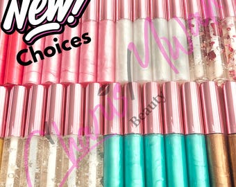 Tubos de brillo labial precargados al por mayor con etiquetas de logotipo personalizadas / Brillo labial a granel / Brillo labial listo para la venta / Vegano / Libre de crueldad animal