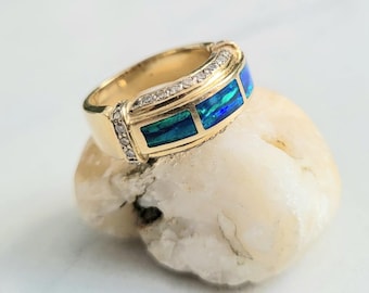 Black Opal & Diamond 14K Gold Ring: Lightning Ridge Australian Opal