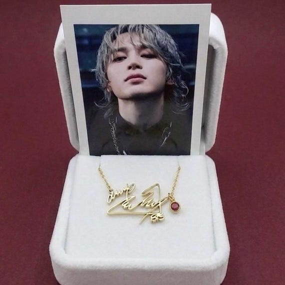 BTS ジミン シグネチャーネックレス | 18金メッキ K-POPグッズ - Etsy 日本