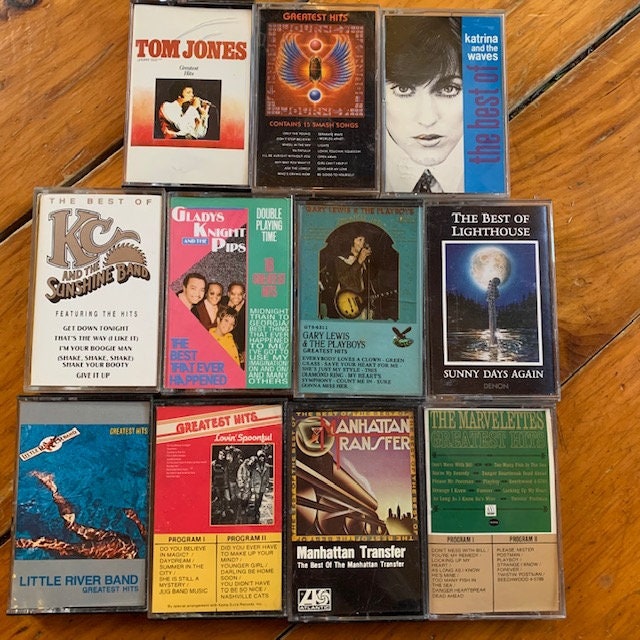 ビンテージの「More Greatest Hits」カセットテープ - Etsy 日本