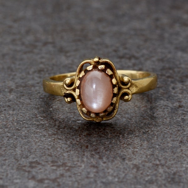 Peach Moonstone Ring,Handmade Ring,Vintage Ring,Brass Ring,Women Ring,Handmade Ring,Unique Ring,Anniversary Ring,Wedding Ring,Gift For Her