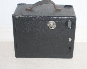 ApeM Box Camera in tan brown canvas case. GC RARE