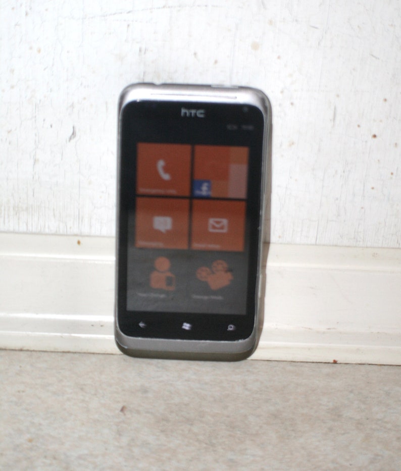 HTC P106-100 Windows Mobile Phone Orange Network. Working. GC image 4