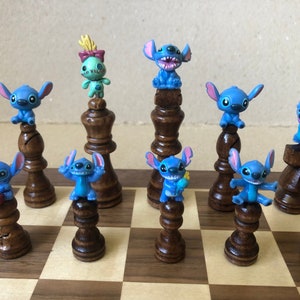 Lilo and Stitch chess set 1