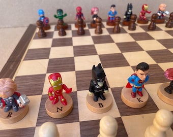 SUPER HEROES CHESS SCHACH スーパーヒーローズ チェス SUPER HEROES CHESS SCHACH スーパーヒーローズ チェス - メルカリ