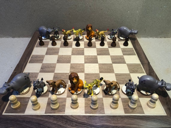 Jeu d'échecs Le Roi Lion - France