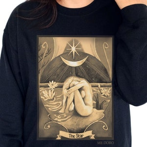 The Star tarotkaart sweater, herfsttrui, tarotkleding, tarotkaartshirt, Witchy Celestial tshirt, tarotlezer cadeau