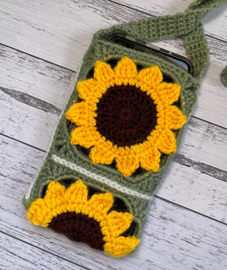 Sunflower Phone and Bottle Holder crochet pattern listing photo by HappyBlueJayCrochet