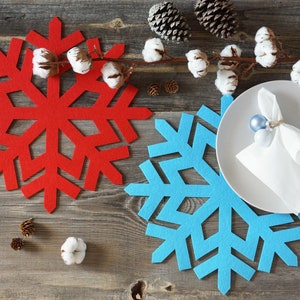 Snowflake Placemat, Felt Christmas Placemats for Table Decoration, 15.75&quot; (40cm) New Year gift ideas
