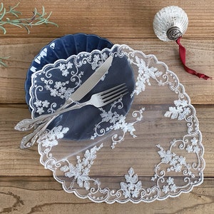 Vintage Lace Doily, Floral Lace Placemat, White & Off-White Oval Lace Doilies 11.80&quot;x15.75&quot; (30x40cm) for Table Decoration