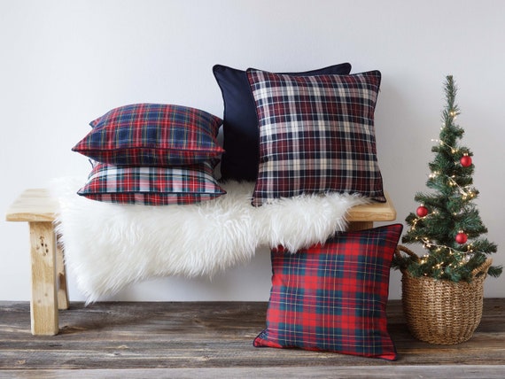 Red Plaid Christmas Throw Pillow Covers (18x18 In, 6 Pack)