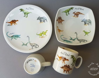 Kindergeschirr 2 - 5-teilig Dino Dinosaurier mit Wunschname Set Becher Müsli Brei Teller Geschenk Taufe persona Schulanfang