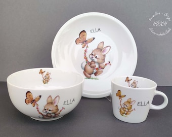 Baby Hase Porzellan 3-teilig mit Wunschname Geschenk Kinder Mädchen Junge Familie Oma Opa Mama Papa Geburtsdatum Schale Becher Geburtsteller