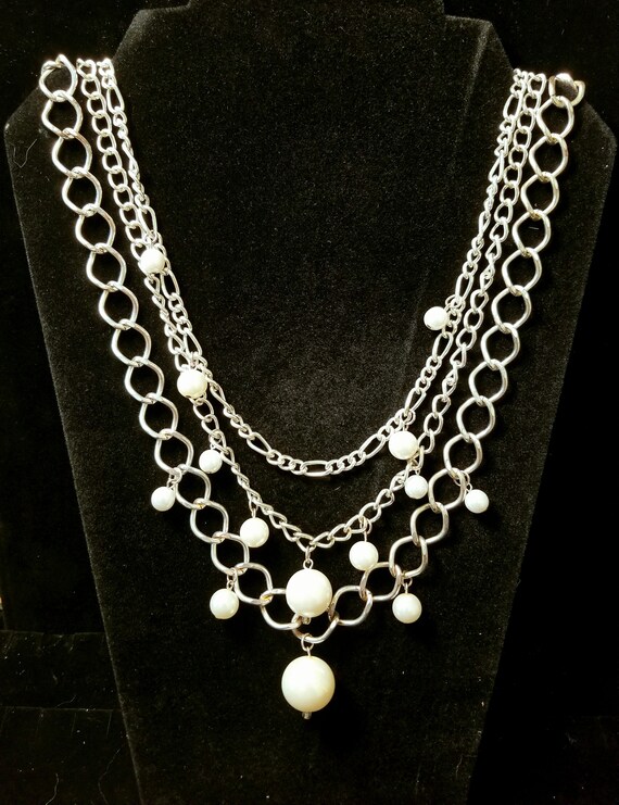 Pearl & Chain Necklace. Multi Strand. Royal Drama.