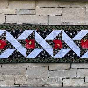 Christmas Star Table Runner