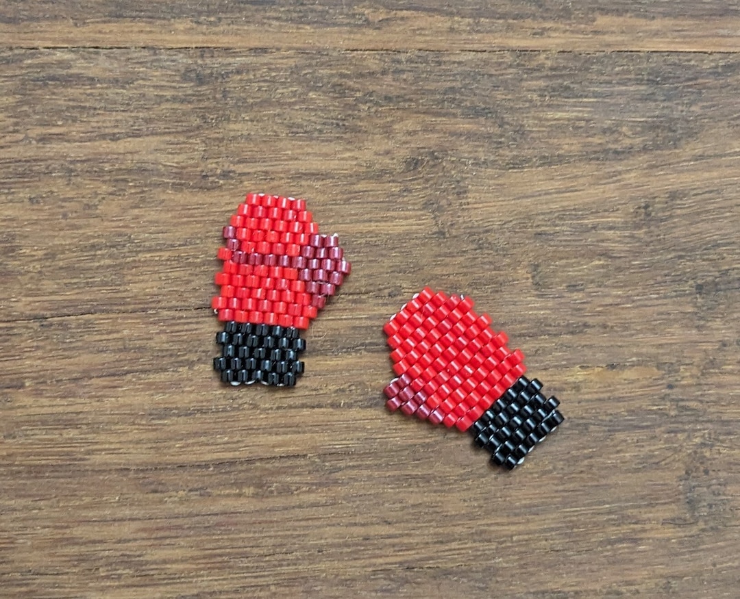 Boxing Gloves Brick Stitch Bead Pattern, Brick Stitch, Beading Pattern