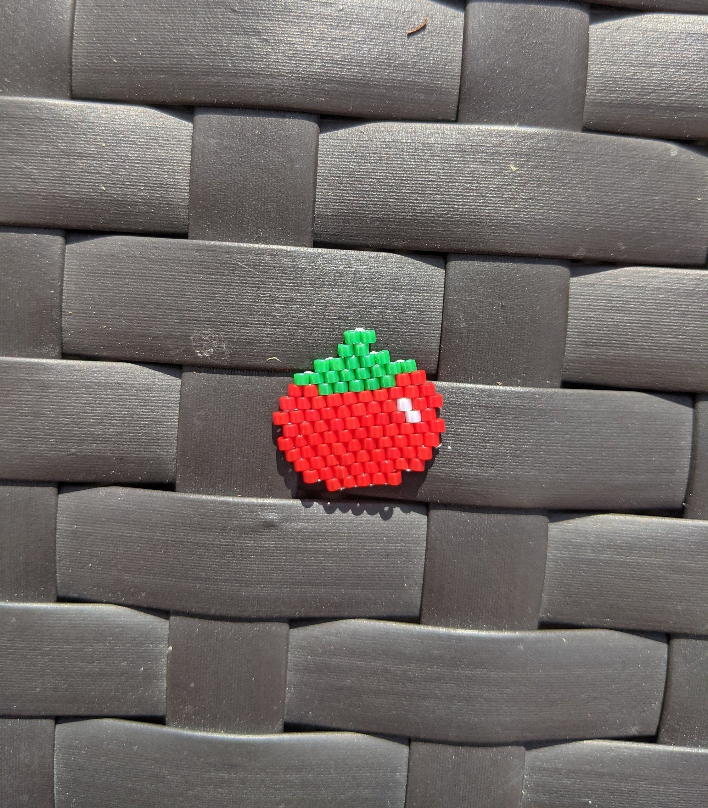 Tomato Brick Stitch Bead Pattern, Brick Stitch, Beading Pattern, Veggies, Food, Kawaii,  Beaded Charm, PDF Digital Download, Tomato