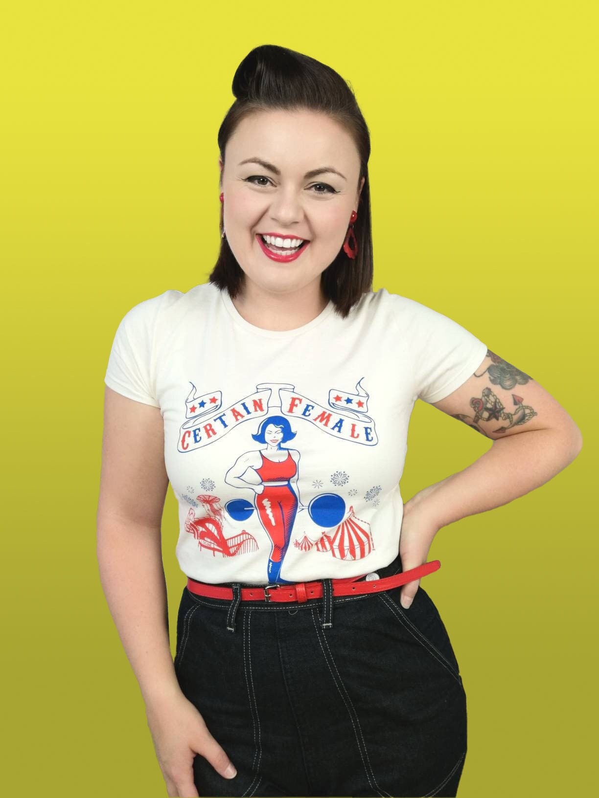 LADIES Larryette - Certain Female - Original Vintage T-shirt