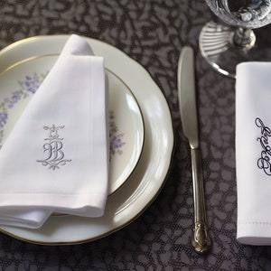 Custom Embroidery Linen Wedding Napkin, Table Linen Napkin, Personalized Initials Napkin, Hemstitched Linen Napkin, Napkin for Wedding Party
