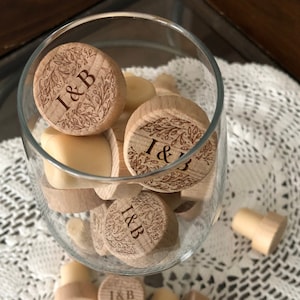 Custom Wine Stopper -Personalized Wine Cork -Rustic Wedding Decor -Wedding Favors -Wedding Wine Favors -Bridal Shower Favor -Gift for Her