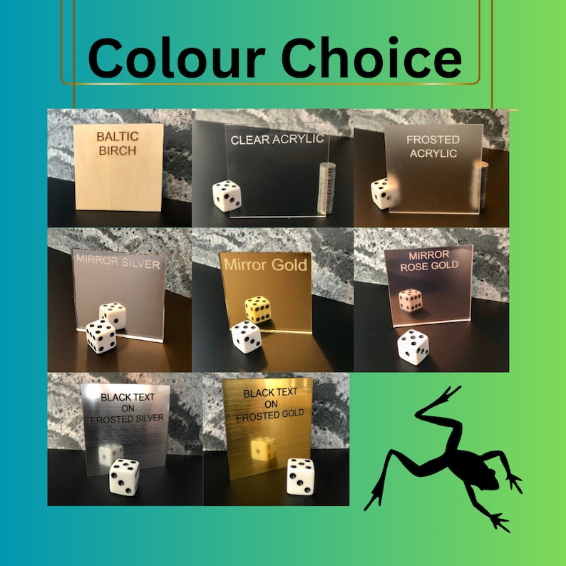 Puede incluir: Una cuadr&iacute;cula de ocho muestras de material cuadradas etiquetadas como Baltic Birch, Clear Acrylic, Frosted Acrylic, Mirror Silver, Mirror Gold, Mirror Rose Gold, Black Text on Frosted Silver y Black Text on Frosted Gold, cada una con un dado blanco.