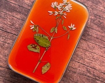 Decorative Tin, Rice Flowers, Resin, Color Changing, Orange, Yellow, Pressed Flowers, Altoid-size, White Flowers, Sewing Kit, Jewelry Case