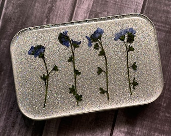 Decorative Tin, Storage Box, Metal Tin, Forget Me Not, Blue Flowers, Jewelry Case, Resin,  Pressed Flowers, Altoid-size, Sewing Kit, Glitter