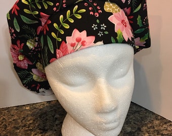 Female scrubcap - Xmas floral dove