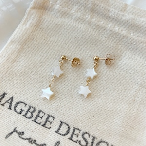 Star Pearl Earrings, 14K Gold Filled Mother of Pearl Earrings, Tiny Star Earrings, Minimal Star Earrings, Shooting Star Earrings, Xmas Gift