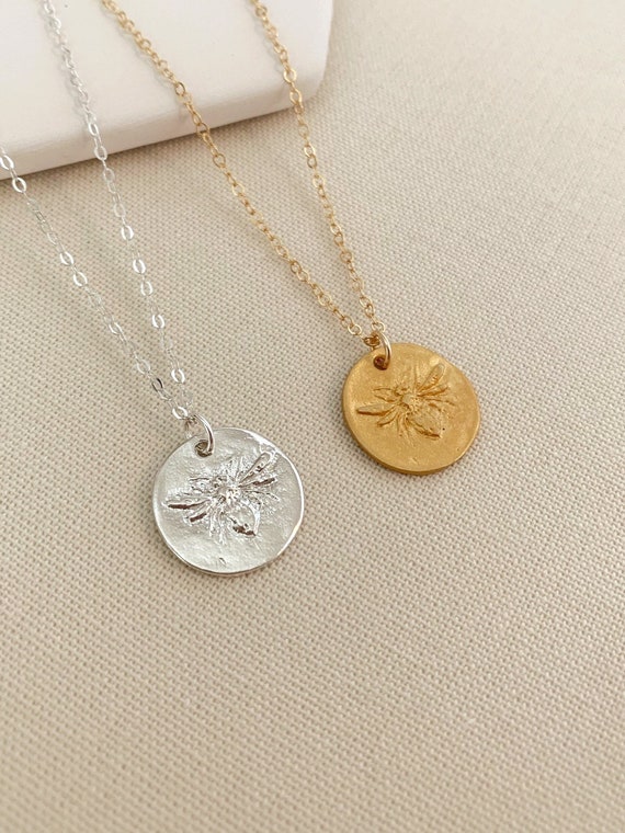 Jewels Obsession Silver To Know Me Is To Love Me Saying Pendant 14K Yellow Gold-plated 925 Silver To Know Me Is To Love Me Saying Pendant Jewels Obsession Silver To Know Me Is To Love Me Saying Pendant 14K Yellow Gold-plated 925 Silver To Know Me Is To Love Me Saying Pendant