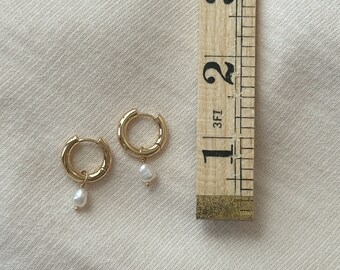 バロックパールフープ、18Kゴールドフィルド淡水パールフープ