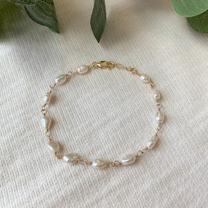 Bridal pearl bracelet dainty pearl bracelet 14k gold bracelet 14kt gold filled bracelet dainty bracelet bridesmaid bracelet wedding bracelet pearl strand bracelet baroque pearl bracelet irregular pearl bracelet